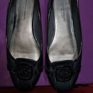 Christian Siriano flats